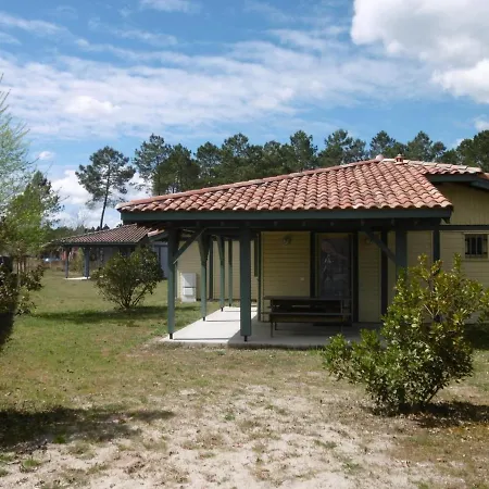 Les Aubepines 度假居 布罗卡斯