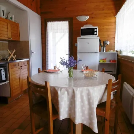 Les Aubepines 布罗卡斯